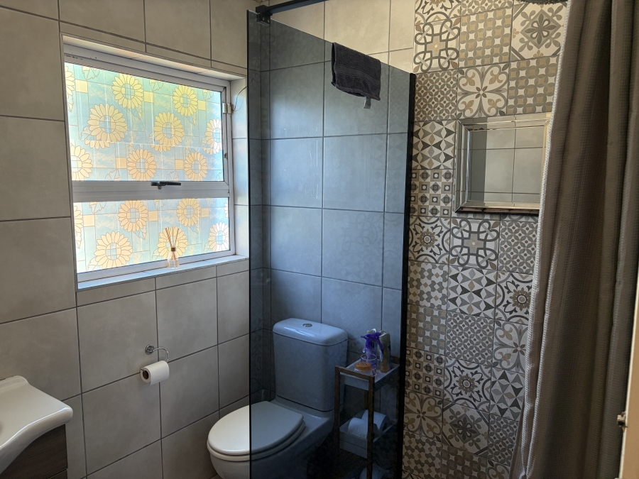 3 Bedroom Property for Sale in Table View Western Cape